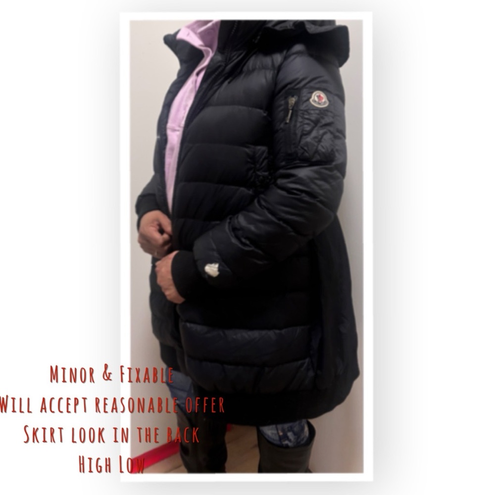 MONCLER Coat Size S With small hiccup on sleeve Fixable Lost Tag during moving - Picture 7 of 10